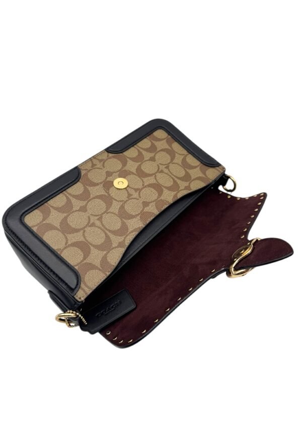 GEORGE - COACH - Image 16